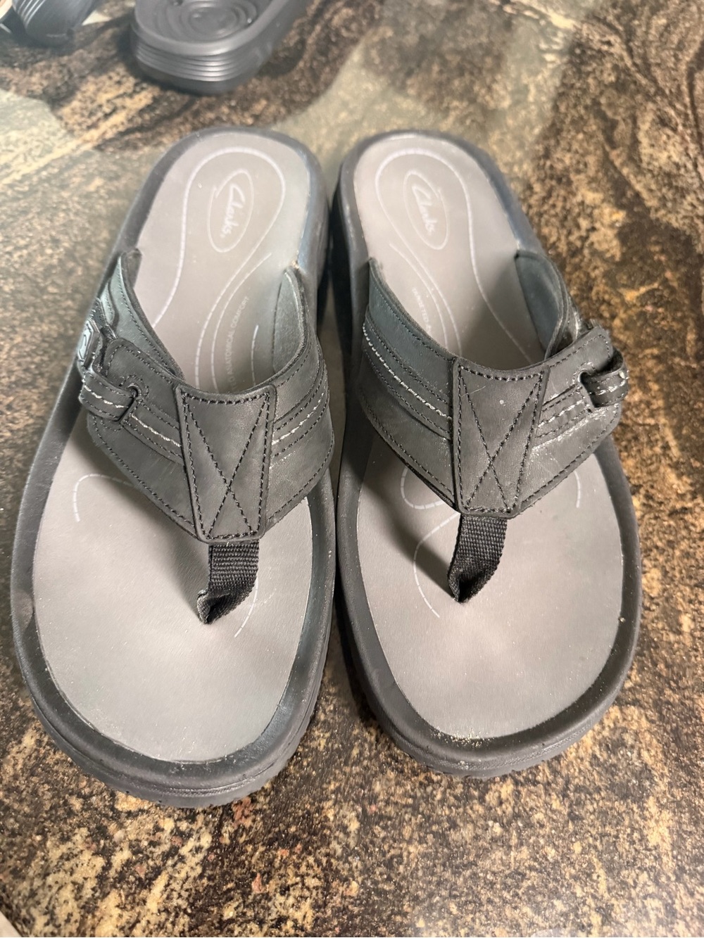 Clarks Boys' Black and Gray Thong Sandals